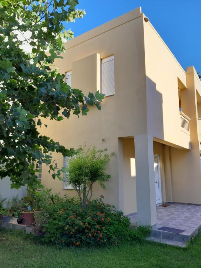 Platanias House On The Beach Экстерьер фото