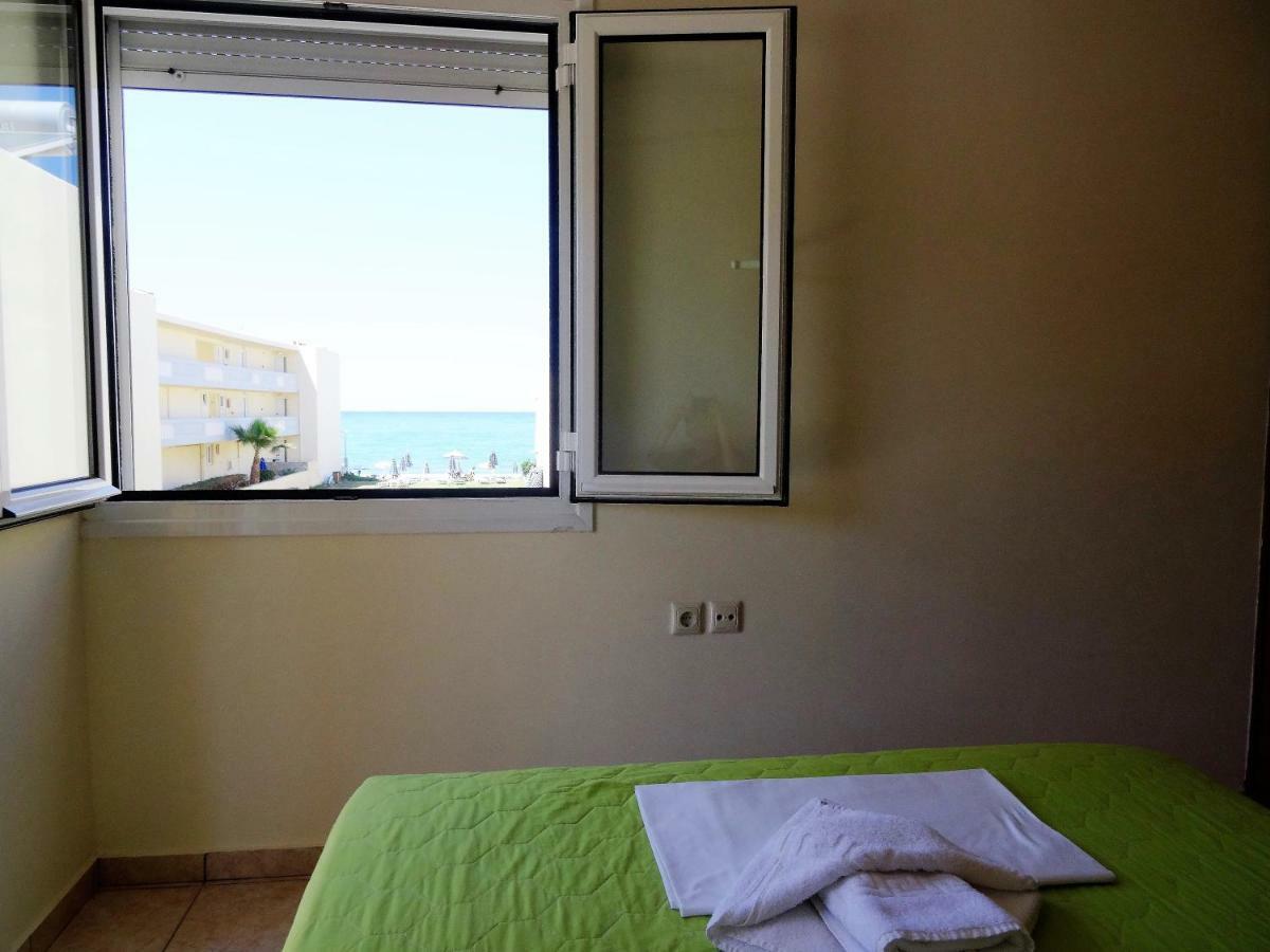 Platanias House On The Beach Экстерьер фото