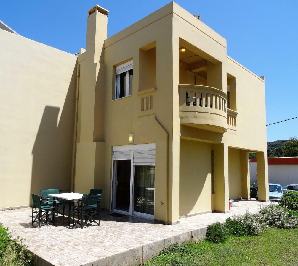 Platanias House On The Beach Экстерьер фото